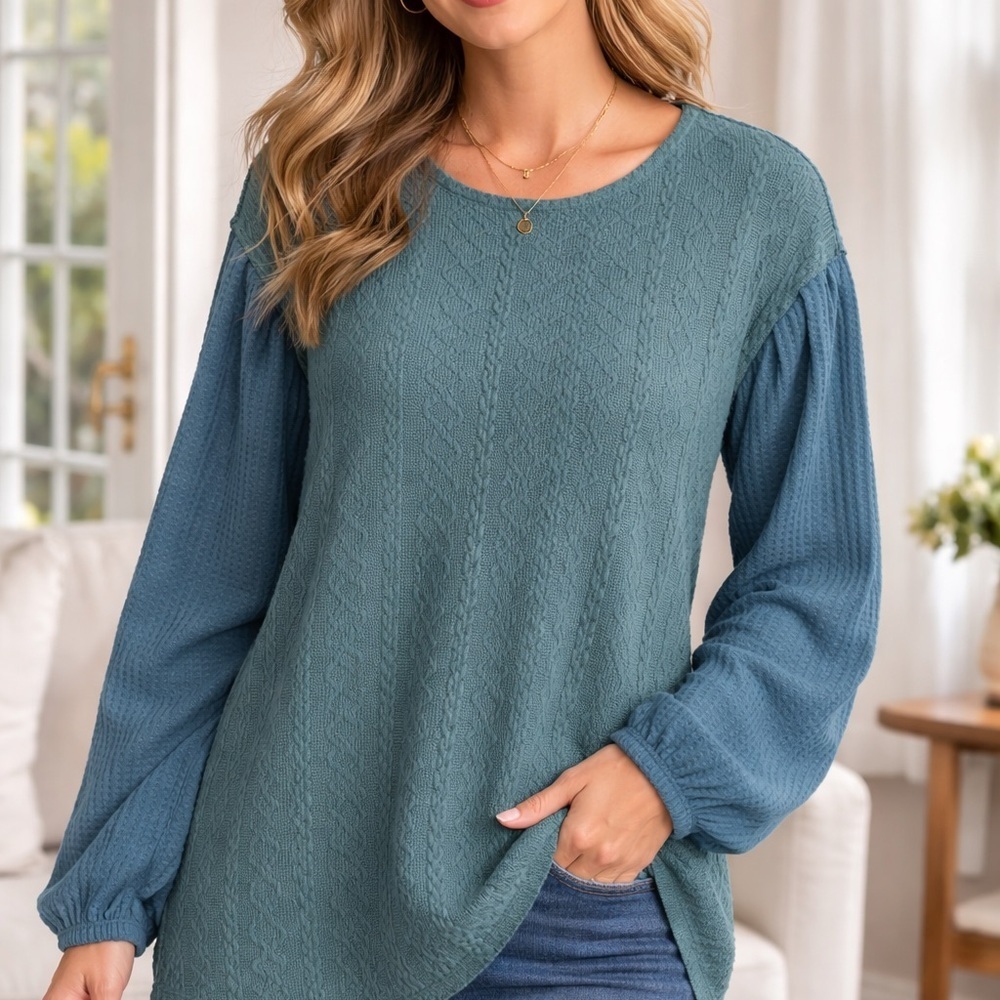 NWT Davi & Dani Blue Textured Knit Top Balloon Sleeve Lightweight Sweater Oversi